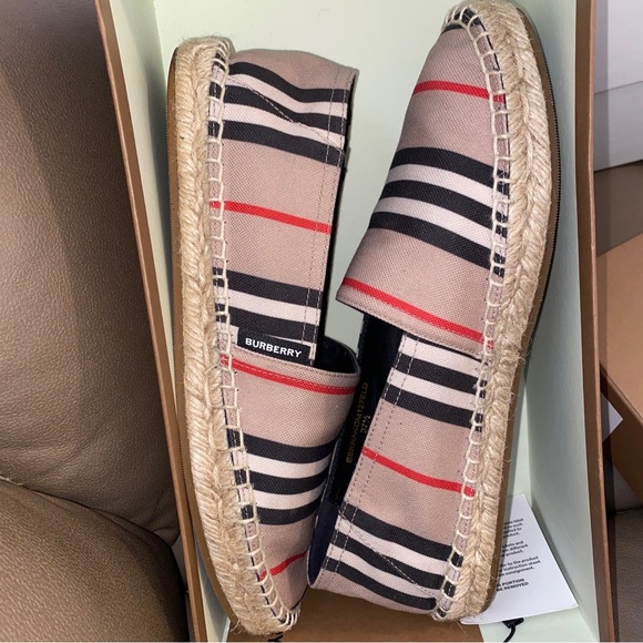 Authentic Burberry Icon Stripe Espadrilles size 37.5 - Picture 10 of 11